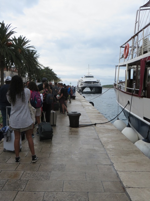 Queuing for the Catamaran